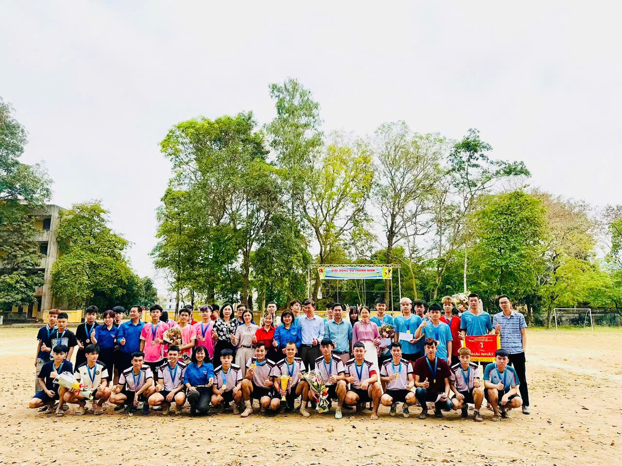 Buổi giao lưu, chia sẻ kinh nghiệm học ngoại ngữ năm học 2025 – 2026