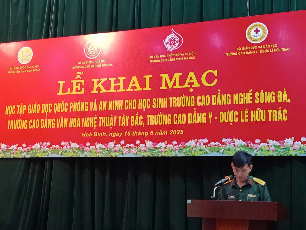 LỄ KHAI MẠC HỌC TẬP GIÁO DỤC QUỐC PHÒNG VÀ AN NINH