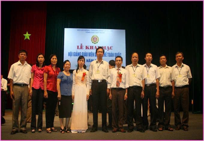 Video giới thiệu về trường HNIVC 2025