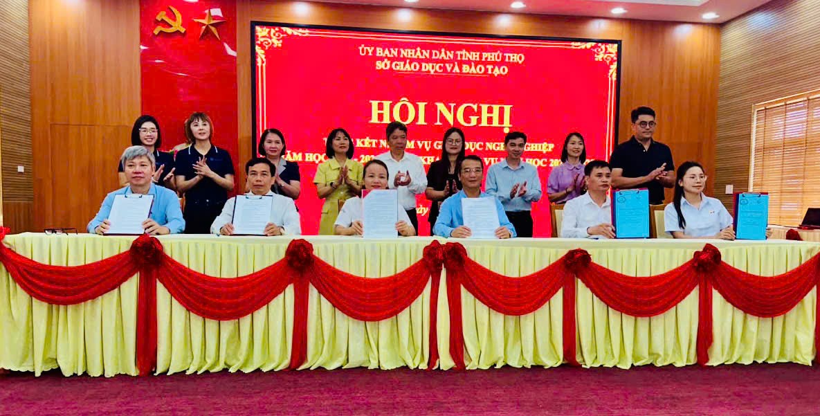 Hội nghị Tổng kết nhiệm vụ Giáo dục nghề nghiệp năm học 2025–2026 và triển khai phương hướng năm học 2026–2027